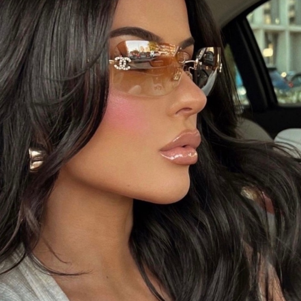 RARE ✨Authentic Vintage Chanel rimless gold sunglasses